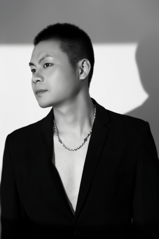 胡杰的第二张照片--西安相亲服务中心