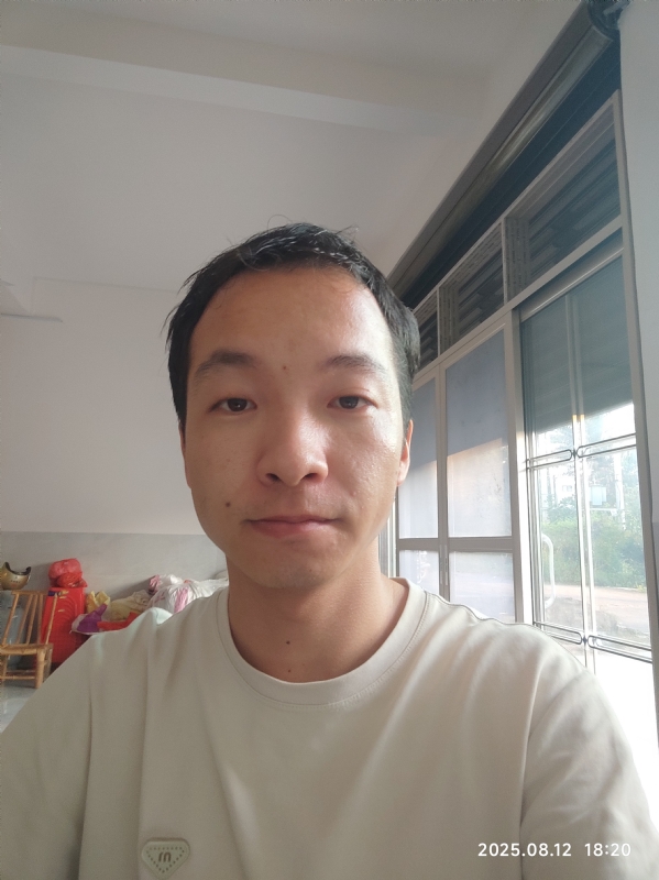 杨培鑫的第一张照片--西安相亲服务中心