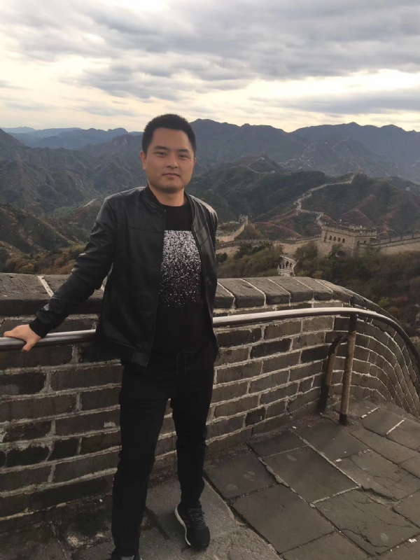 海阔天空的第一张照片--西安相亲服务中心