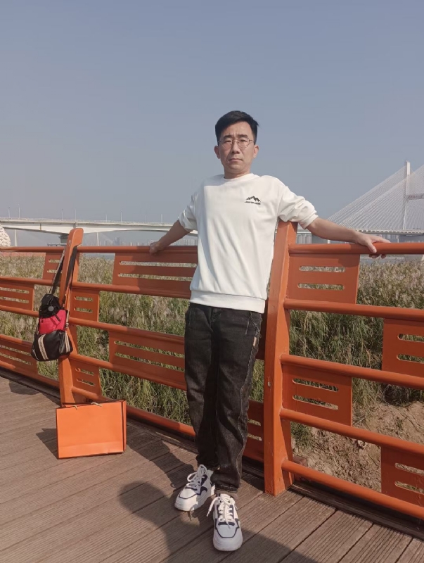 黑白的第一张照片--西安相亲服务中心