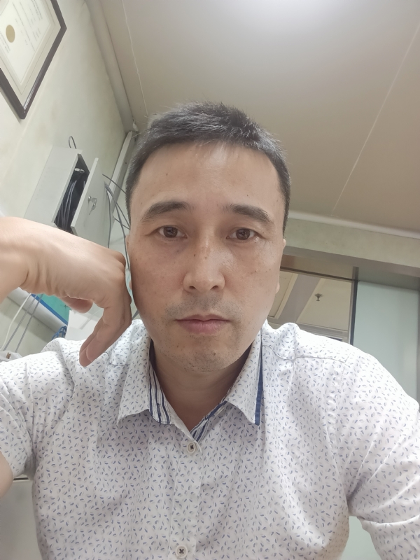 笑看一切的第三张照片--西安相亲服务中心