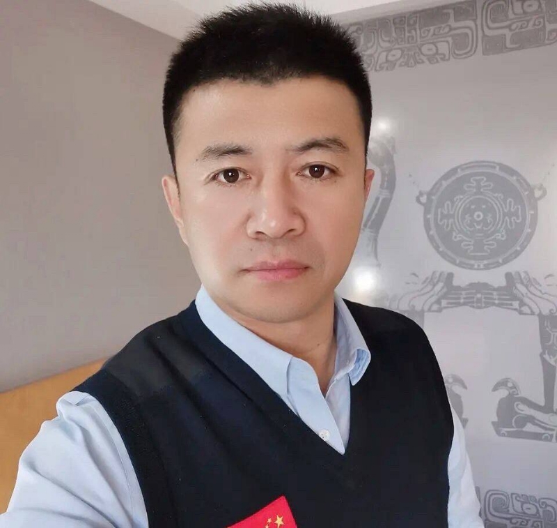 生在红旗下的第二张照片--西安相亲服务中心