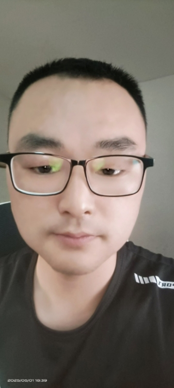 潮湿的心的第一张照片--西安相亲服务中心