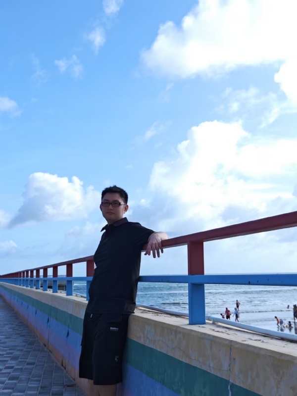 威wei的第二张照片--西安相亲服务中心