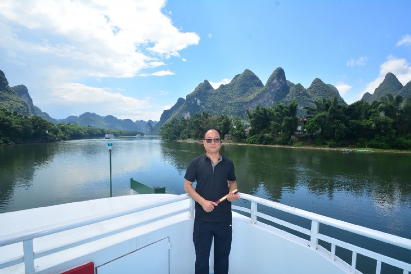 沙漠海的第一张照片--西安相亲服务中心