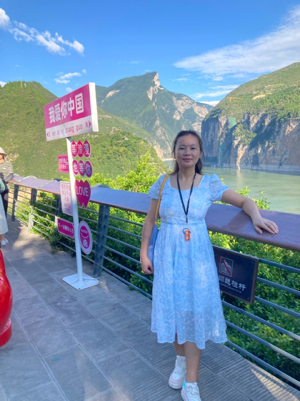 君81的第四张照片--西安相亲服务中心