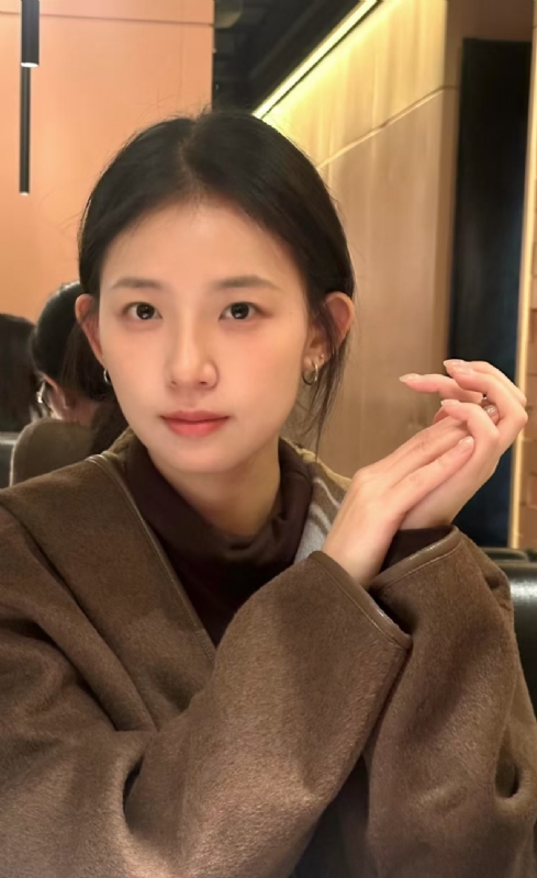 小曼的第一张照片--西安相亲服务中心