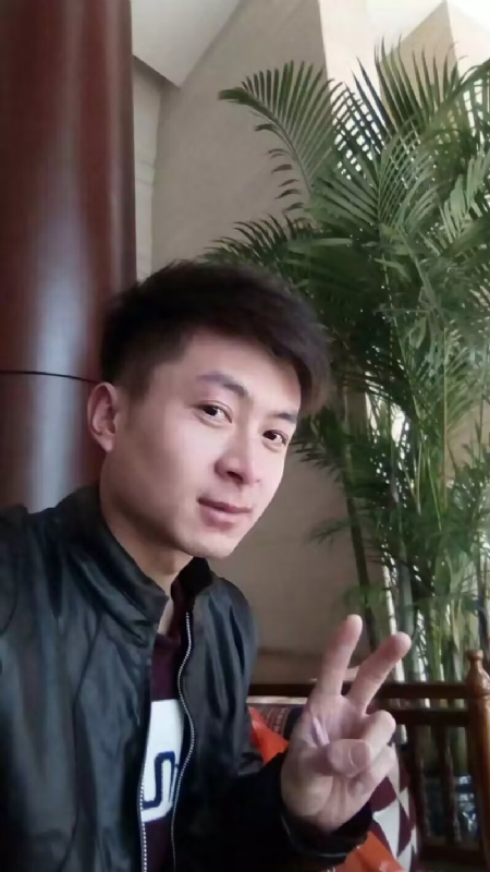 蓝锋的第一张照片--西安相亲服务中心