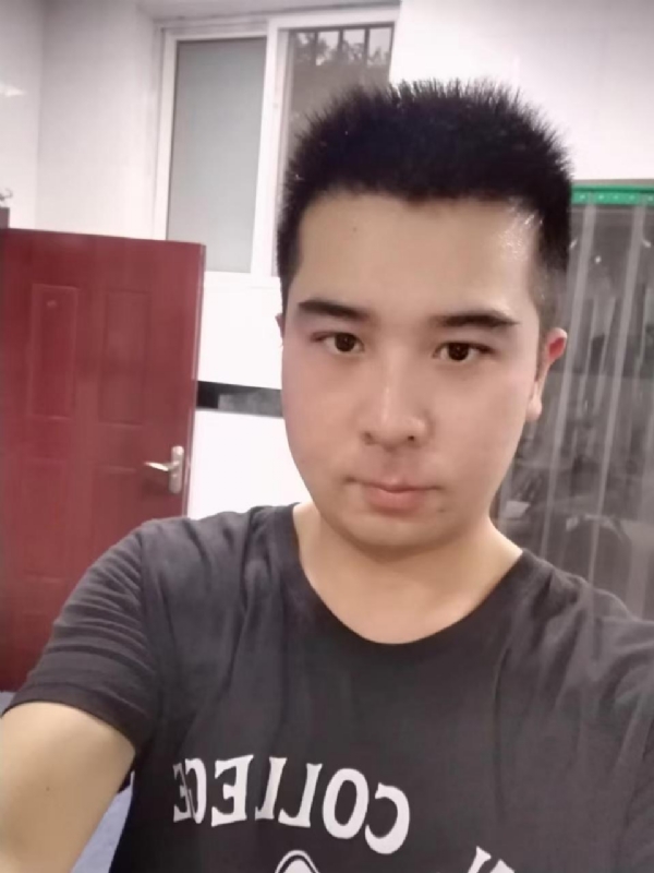 89WANG的第一张照片--西安相亲服务中心