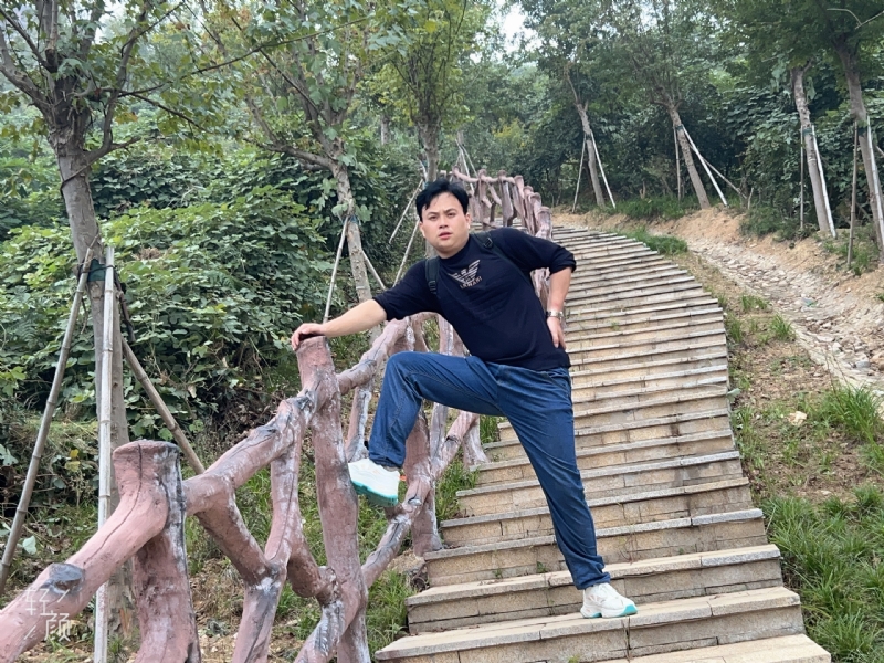 择一人白头偕老的第一张照片--西安相亲服务中心