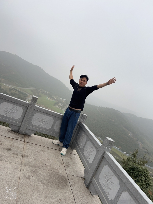 择一人白头偕老的第三张照片--西安相亲服务中心