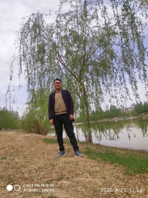 风中的烟头的第一张照片--西安相亲服务中心