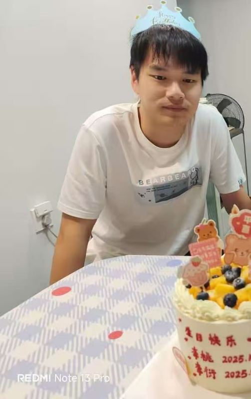 yan的第一张照片--西安相亲服务中心