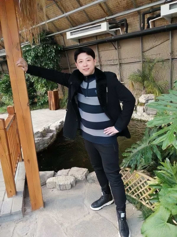 语堂的第一张照片--西安相亲服务中心