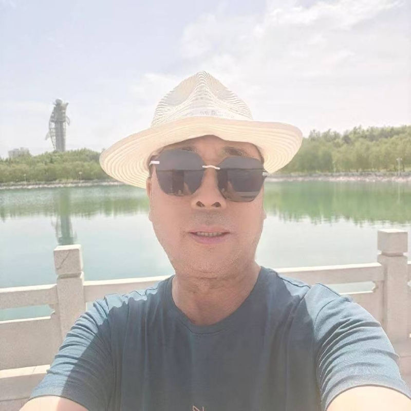 有钱人的第一张照片--西安相亲服务中心