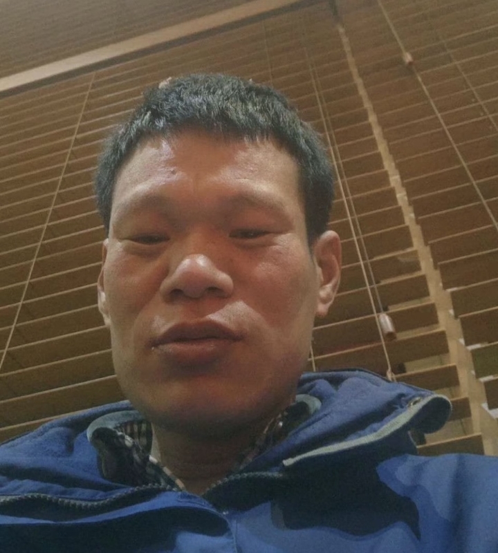 爱你在心口难开的第一张照片--西安相亲服务中心