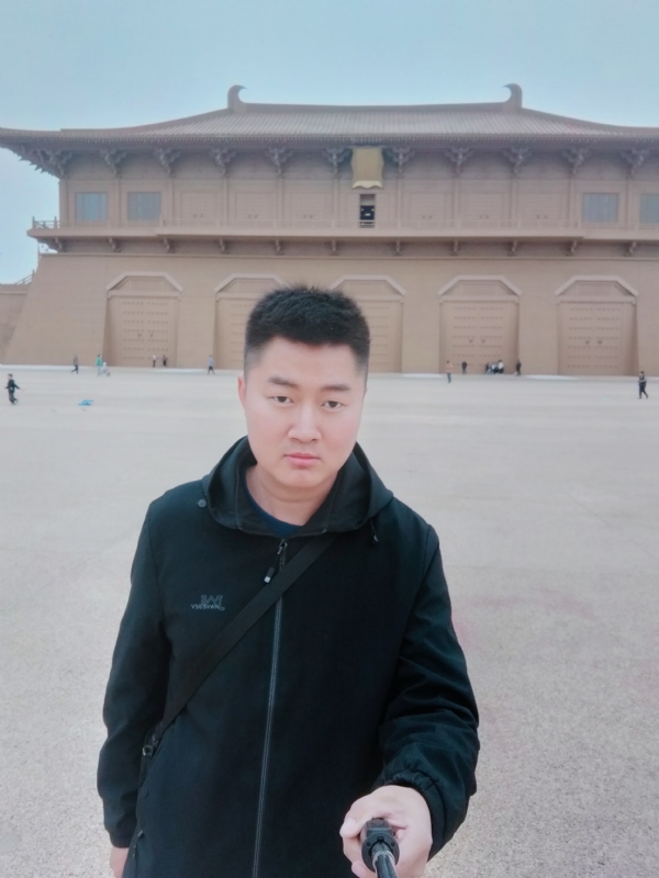 放肆的青春的第一张照片--西安相亲服务中心