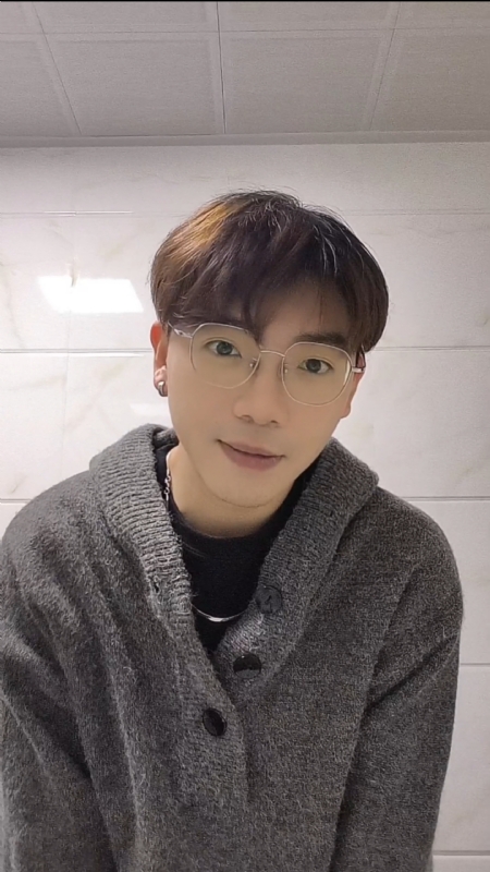 晚睡早起的第一张照片--西安相亲服务中心