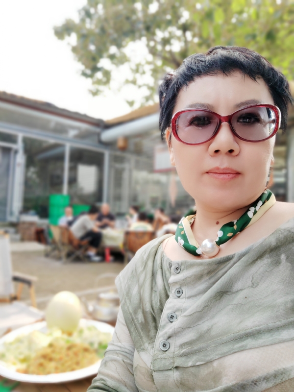 初见的第一张照片--西安相亲服务中心