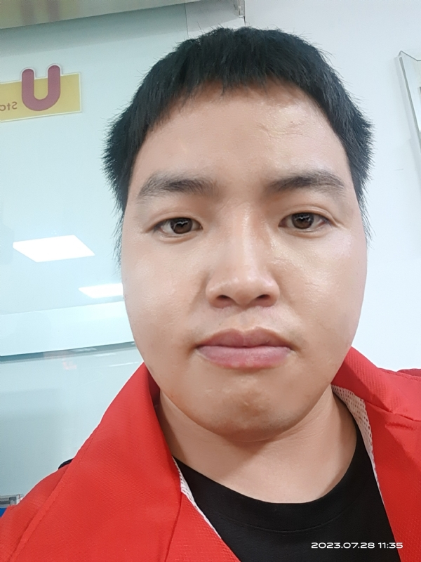 匆忙的第二张照片--西安相亲服务中心