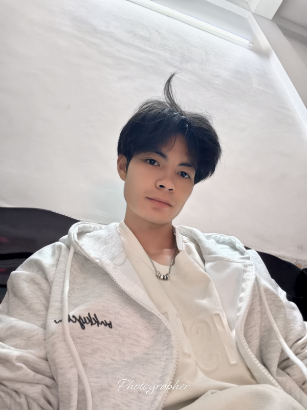 啊云的第一张照片--西安相亲服务中心