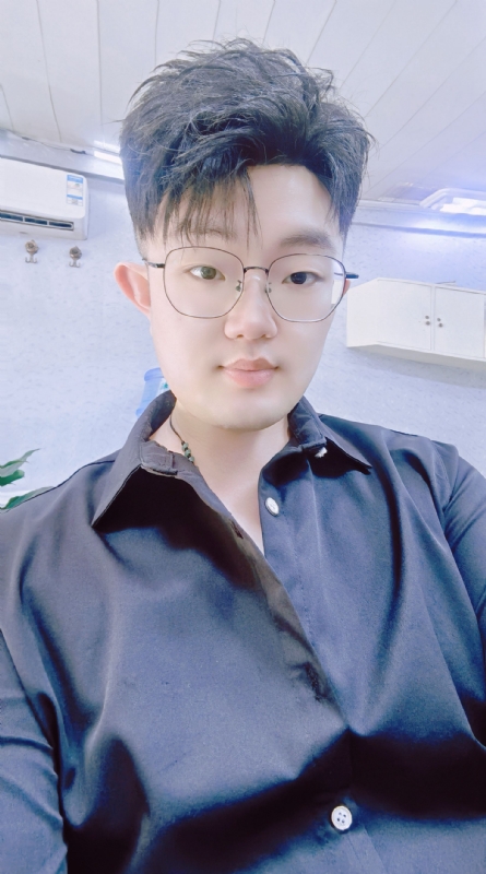 赵财进宝的第二张照片--西安相亲服务中心