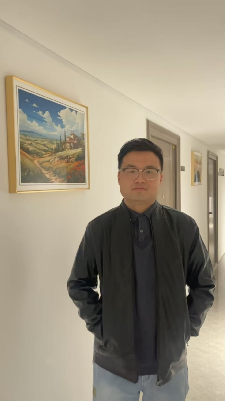 半瓶子的第四张照片--西安相亲服务中心