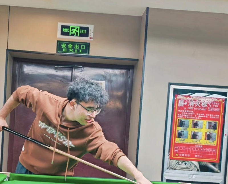 小鬼的第一张照片--西安相亲服务中心