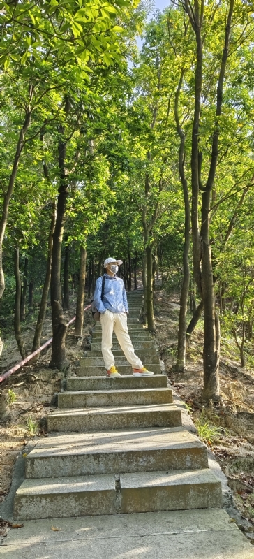 书衣的第三张照片--西安相亲服务中心