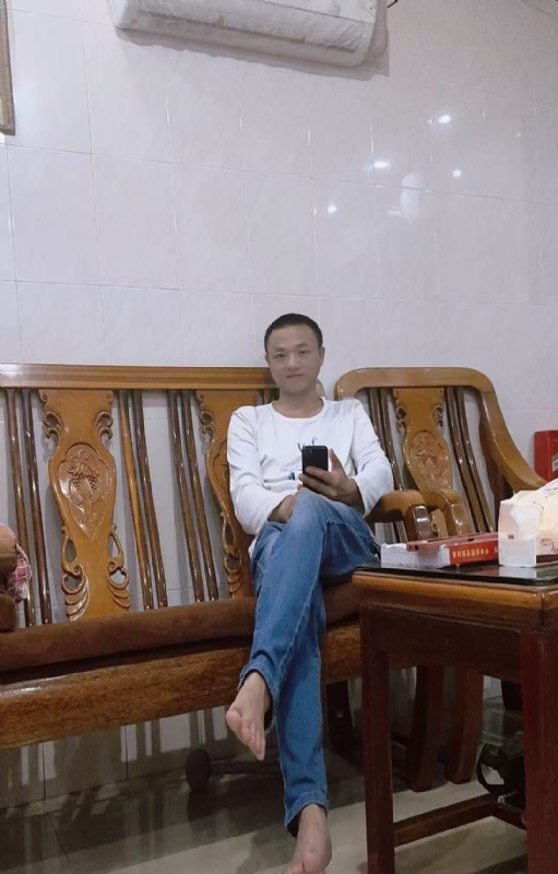 知年的第三张照片--西安相亲服务中心