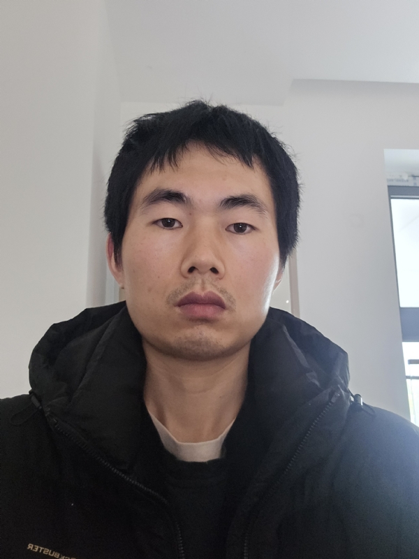 洛华晟的第三张照片--西安相亲服务中心