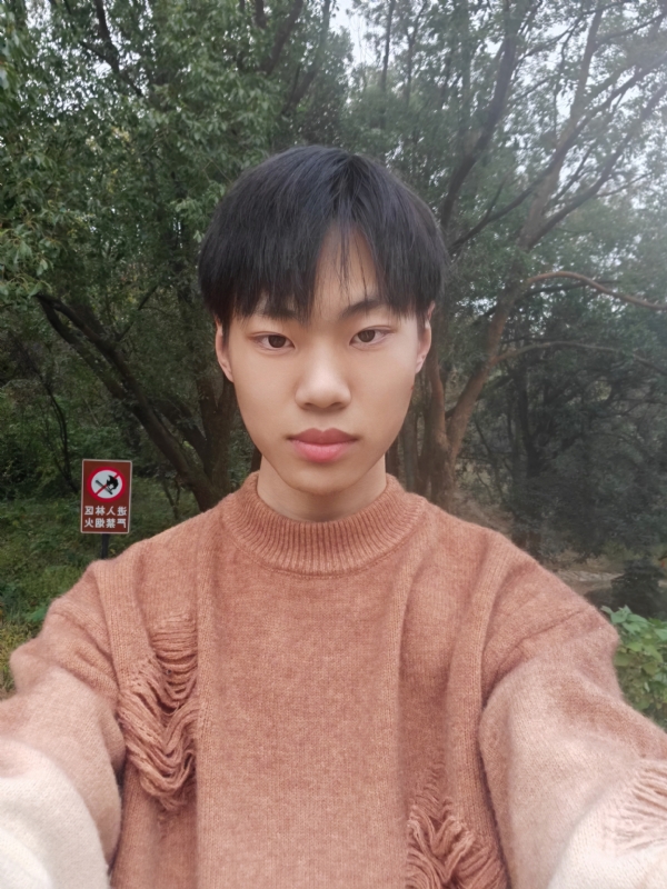 祤辰的第一张照片--西安相亲服务中心